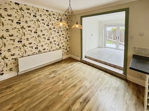 Dining room- click for photo gallery